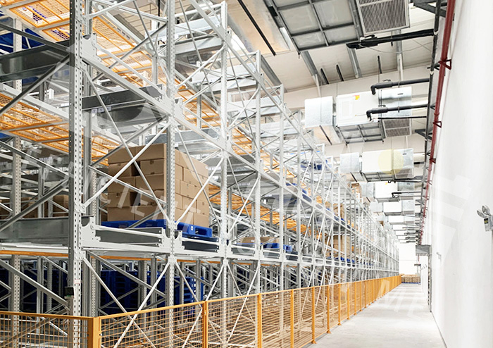 四向車智能倉(cāng)儲(chǔ)項(xiàng)目案例